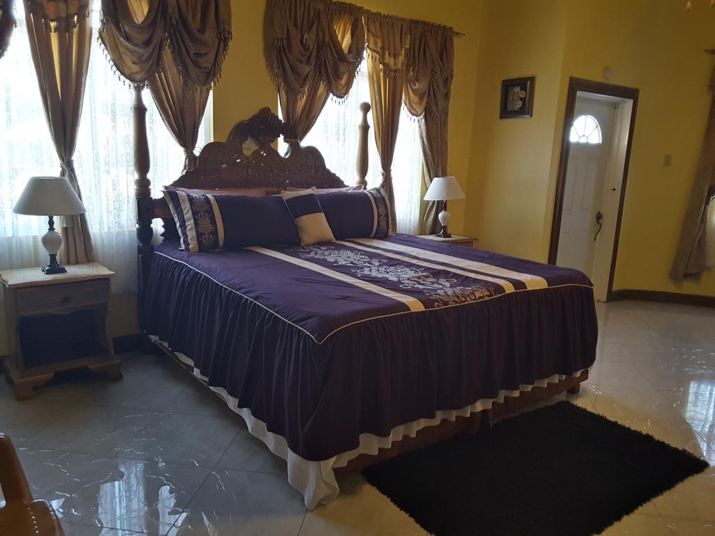 Cazwin Villas Montego Bay Phòng bức ảnh