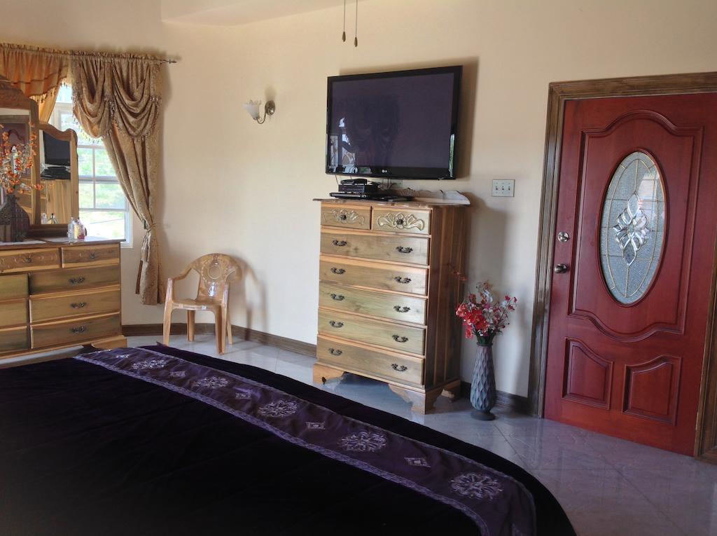 Cazwin Villas Montego Bay Phòng bức ảnh