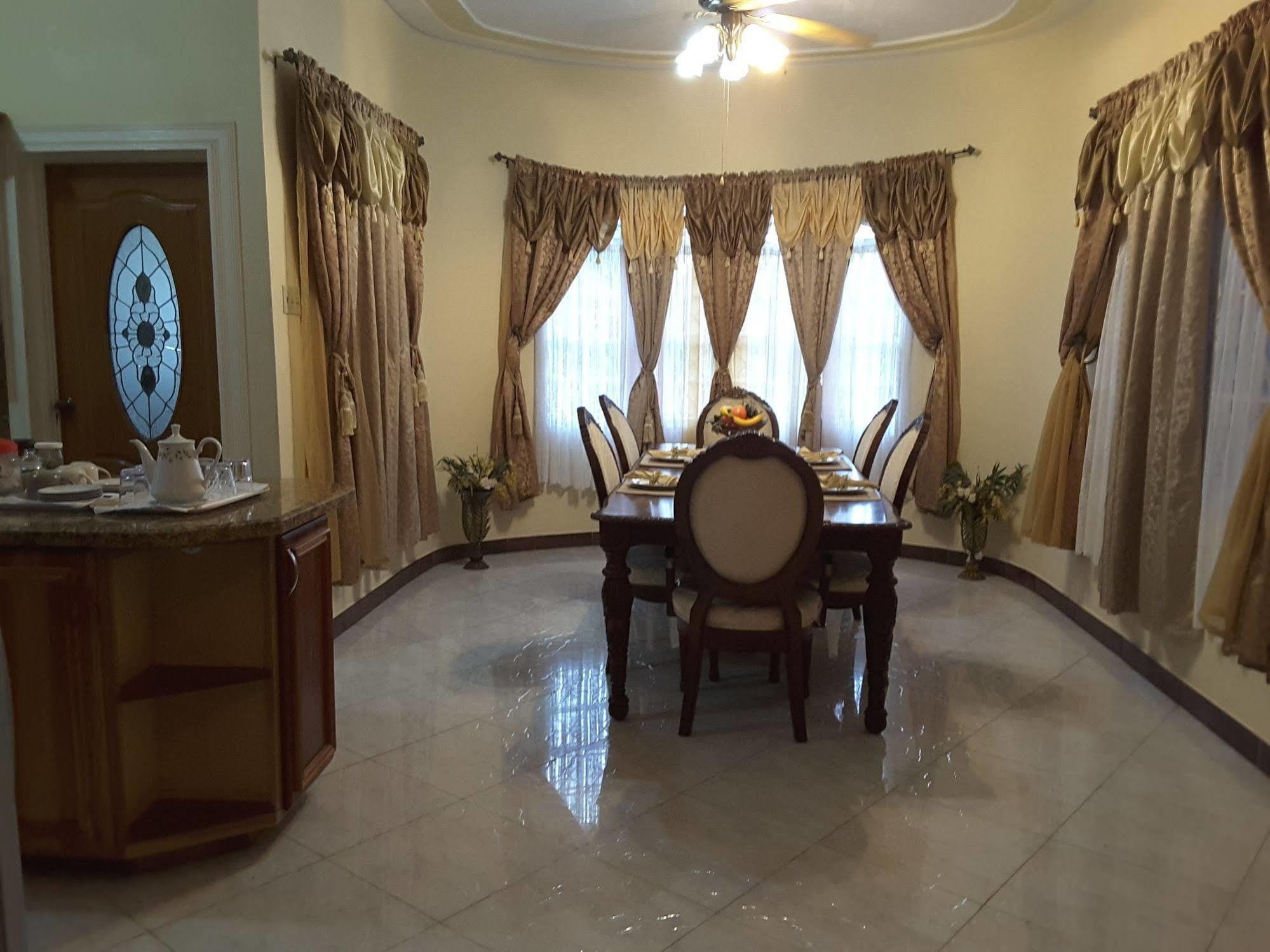 Cazwin Villas Montego Bay Ngoại thất bức ảnh